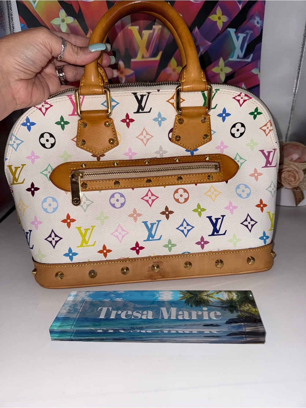 Louis Vuitton Alma - Picture 1 of 13
